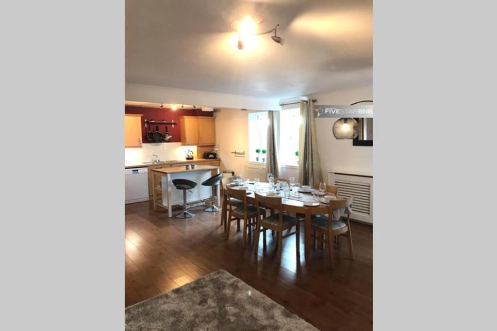 Waterfront Living In Leith With Free Parking! Apartment Edinburgh Exterior photo