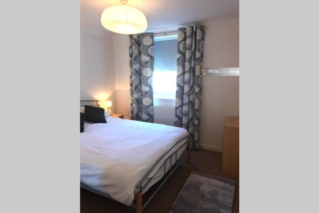 Waterfront Living In Leith With Free Parking! Apartment Edinburgh Exterior photo
